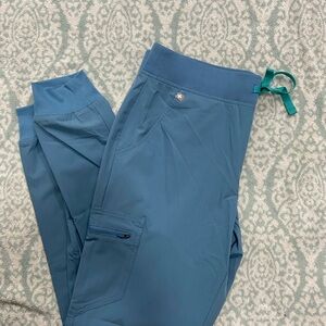 Figs women’s Cool Blue in FreeX Zamora jogger